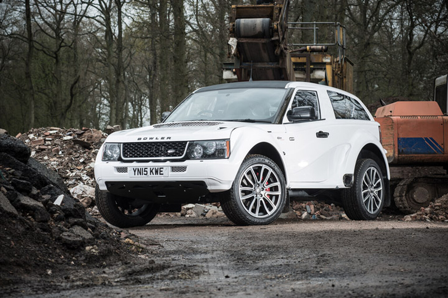 550bhp Bowler EXR S 'all-terrain supercar' up for auction