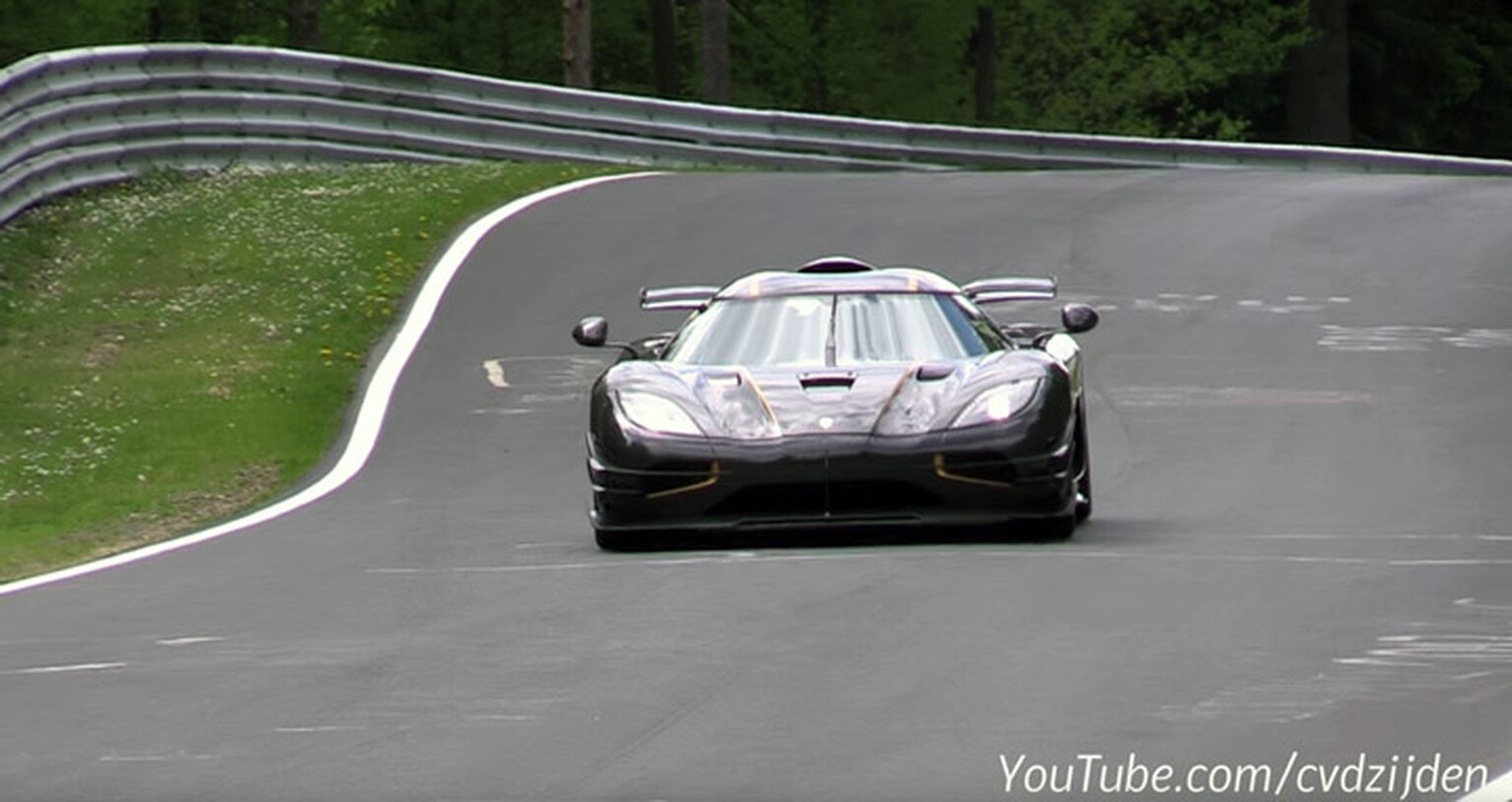 Watch out Porsche: Koenigsegg One:1 spotted at the Nurburgring