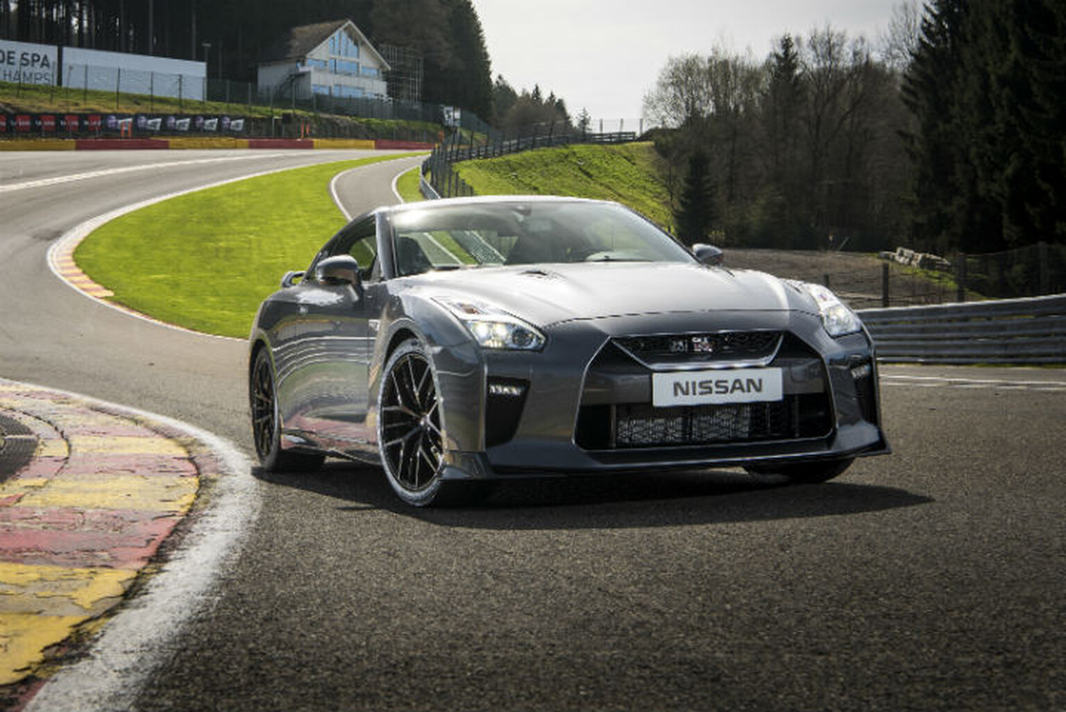 2017 Nissan GT-R: Meet the faster, more refined Godzilla