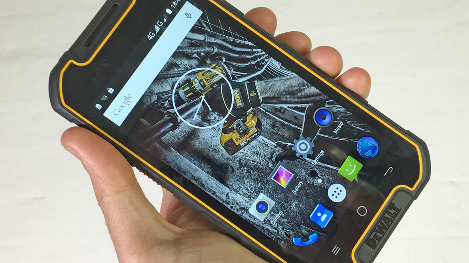 Hands-on Dewalt MD501 review: The most tough-as-nails phone of 2016?