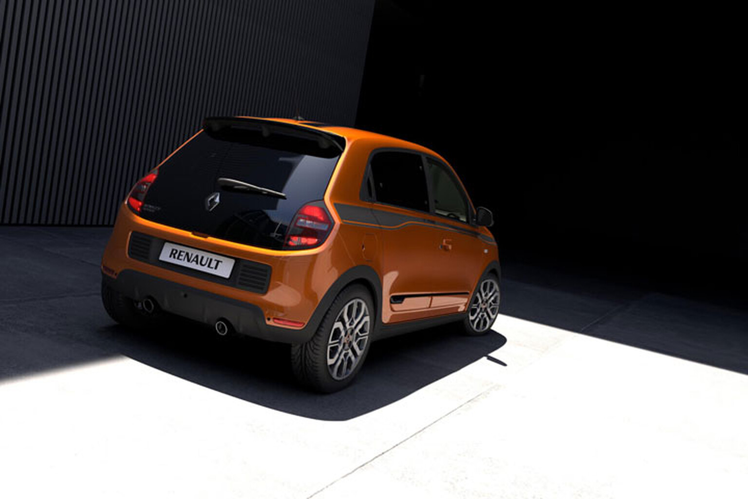 Renault Twingo GT is a 110hp rear-wheel drive supermini