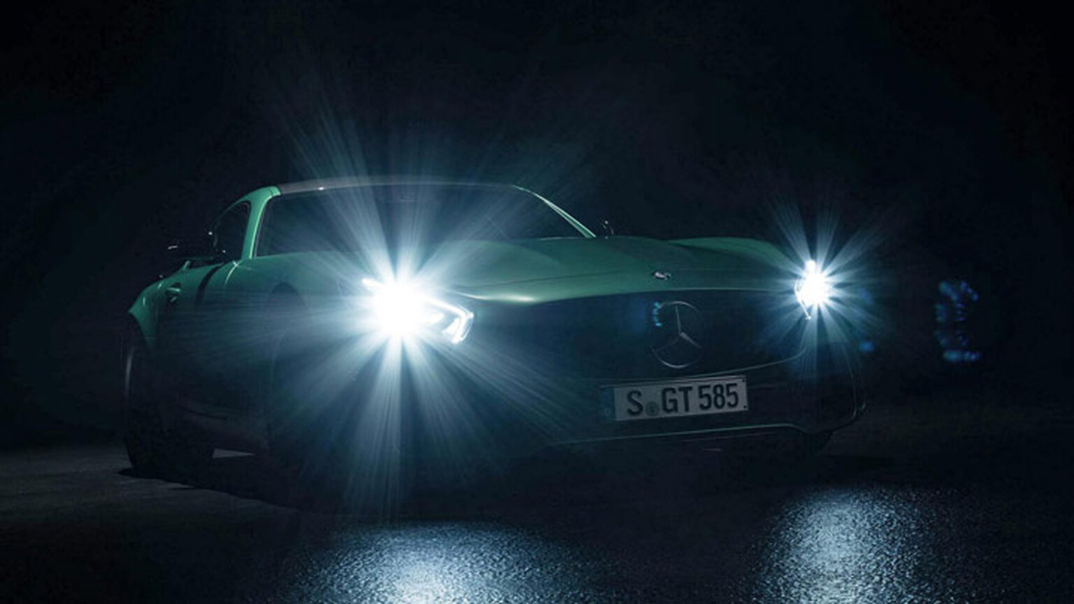 A 577bhp Mercedes-AMG GT R is coming