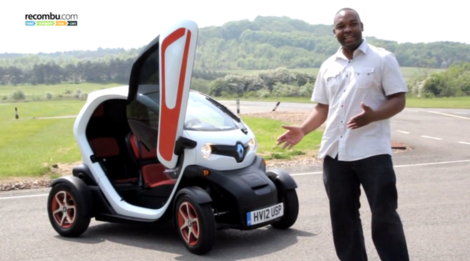 Renault Twizy tested on high-speed circuit in video