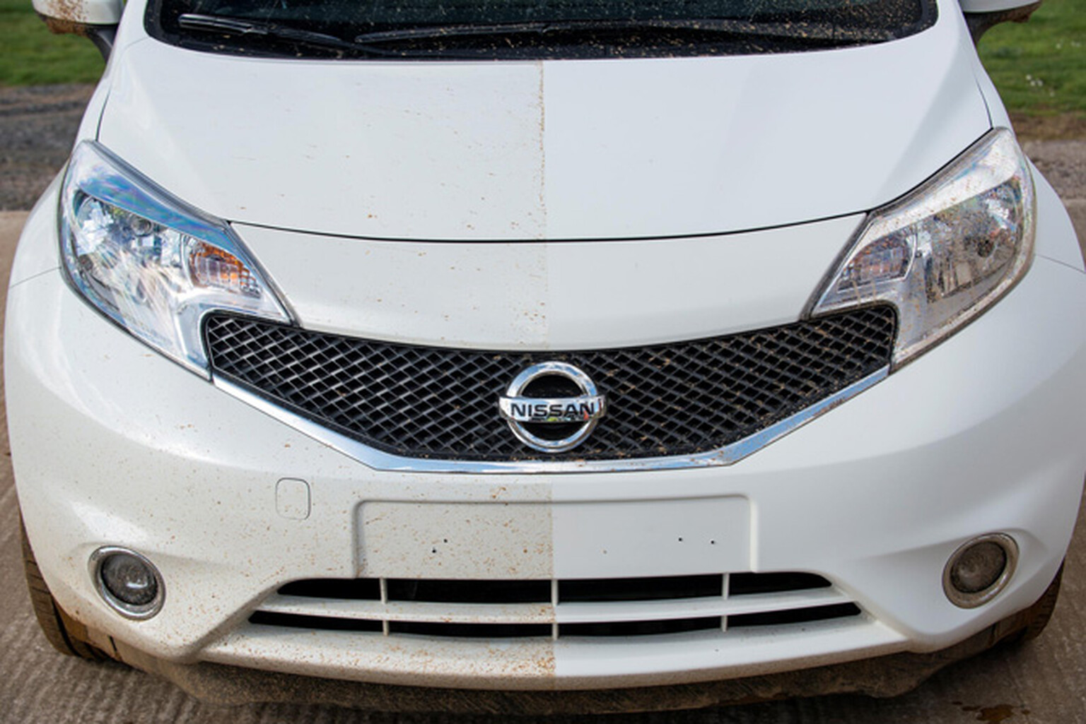 Nissan self-cleaning paint keeps water and dirt at bay
