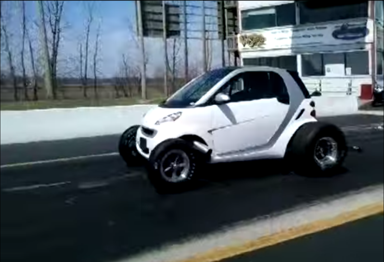 Watch this V8-powered Smart car tear up the drag strip