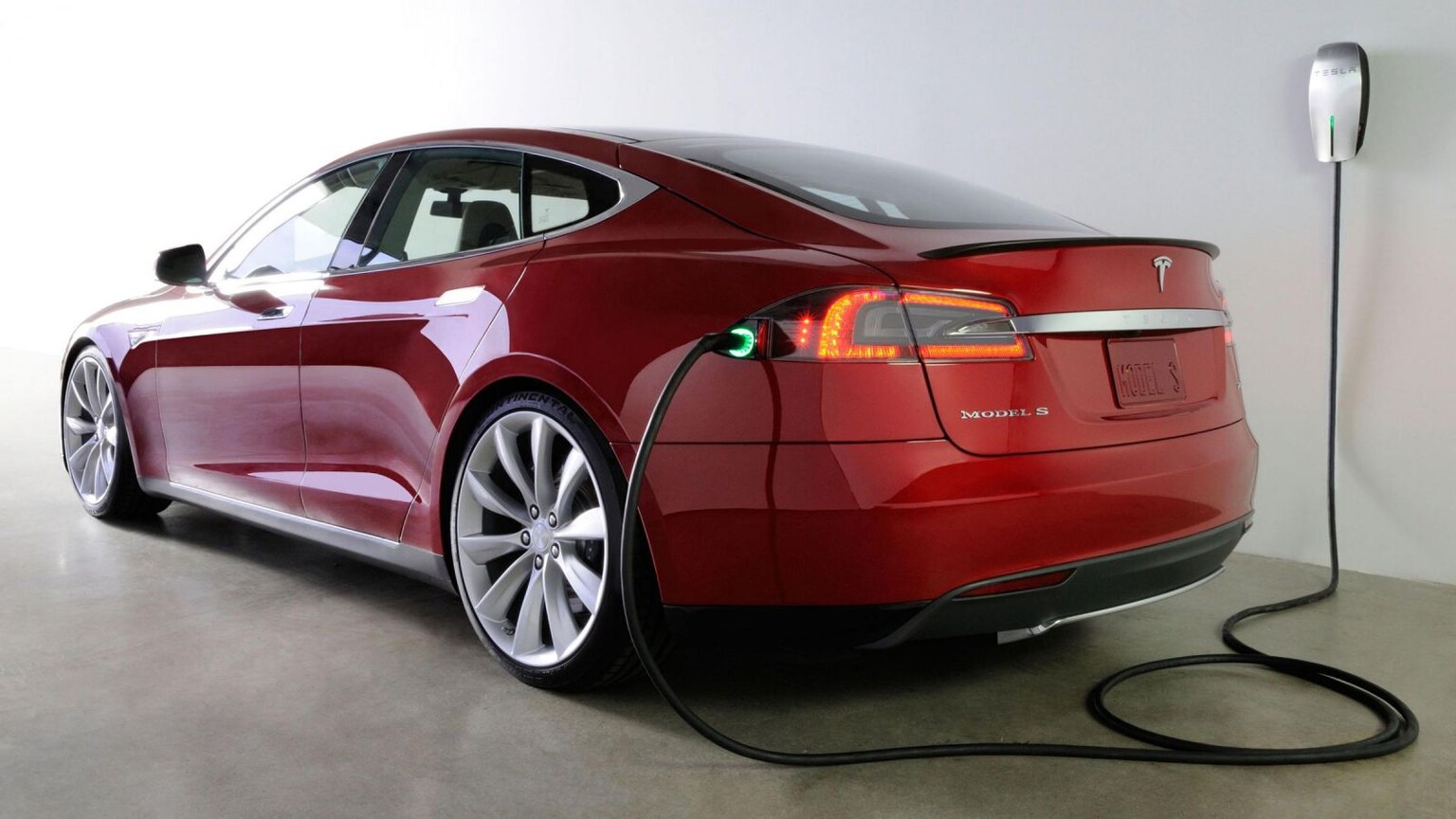 Tesla Model S Review