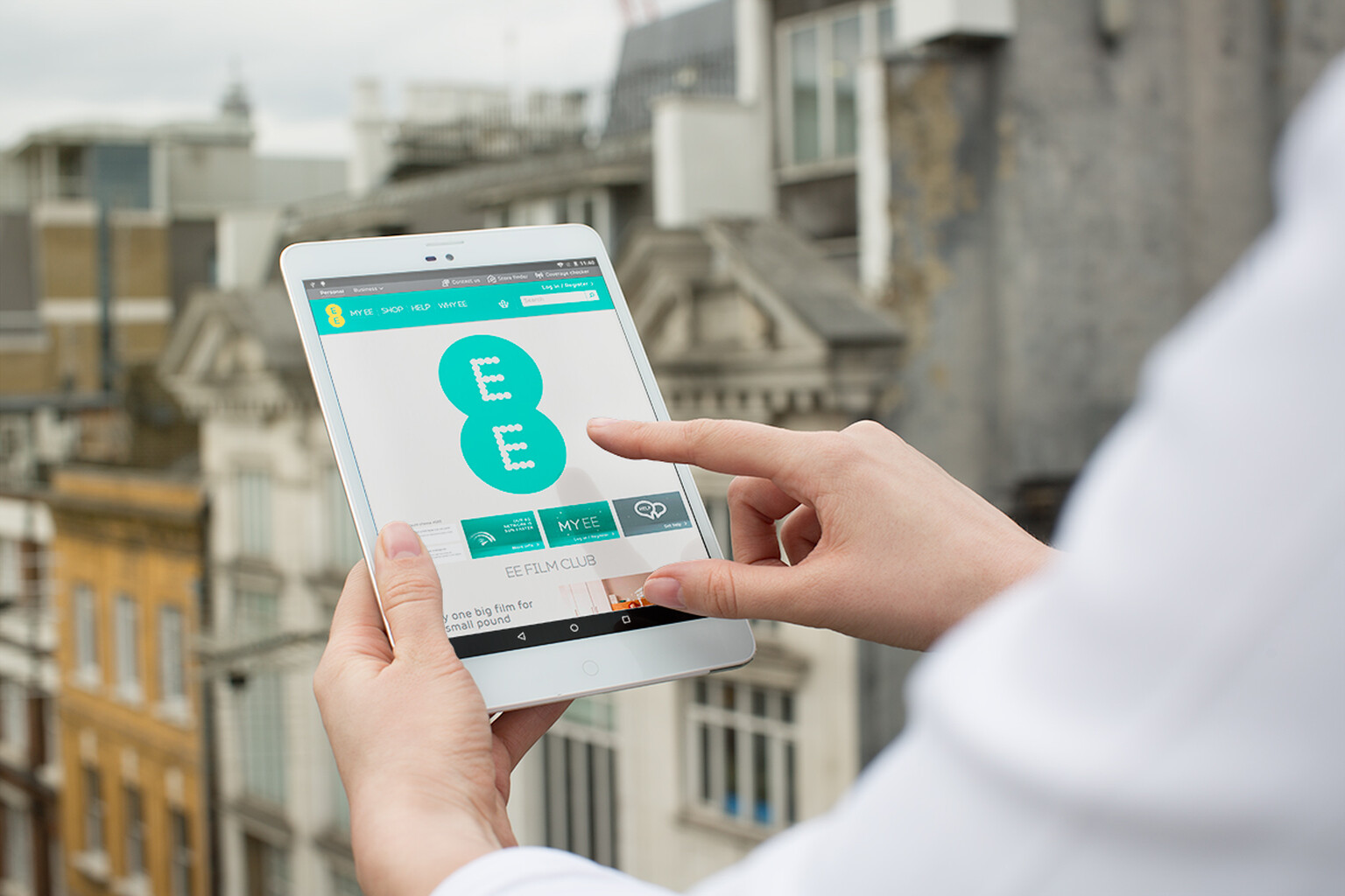 What is 4GEE Max? EE’s new handset plans explained