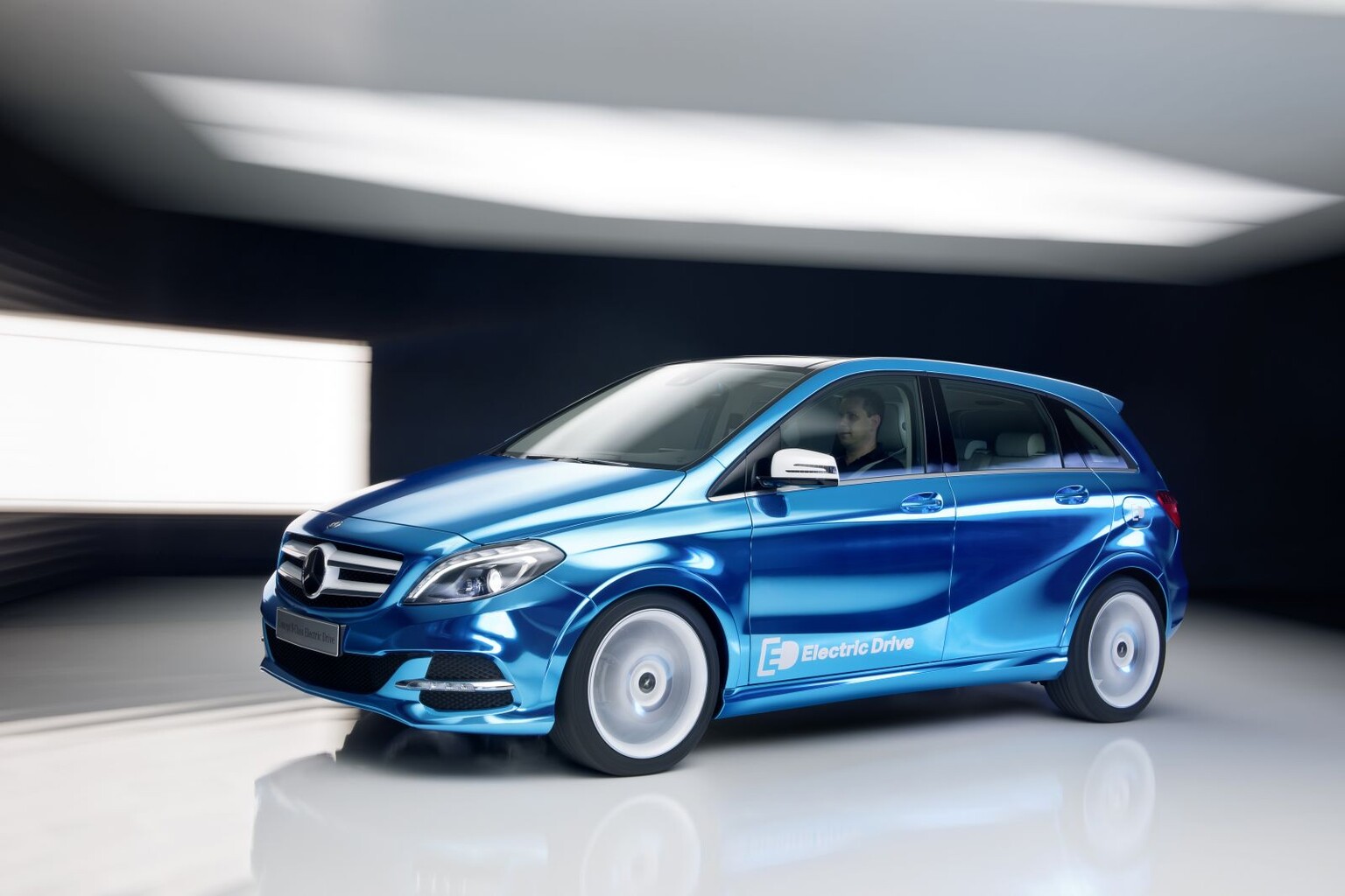 Mercedes-Benz B-Class Electric Drive to hit dealerships in 2015