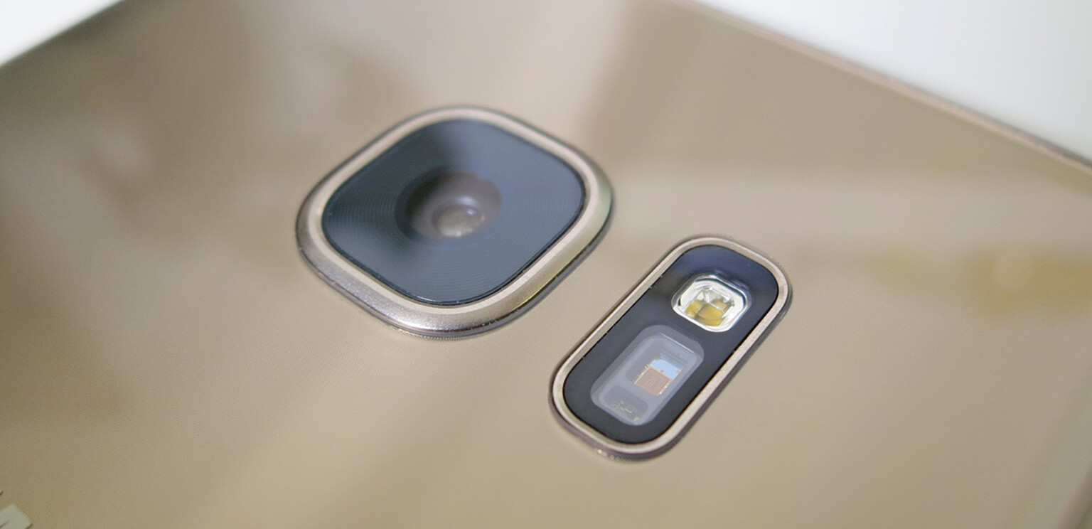What is a DxOMark Mobile score, and what does it mean?