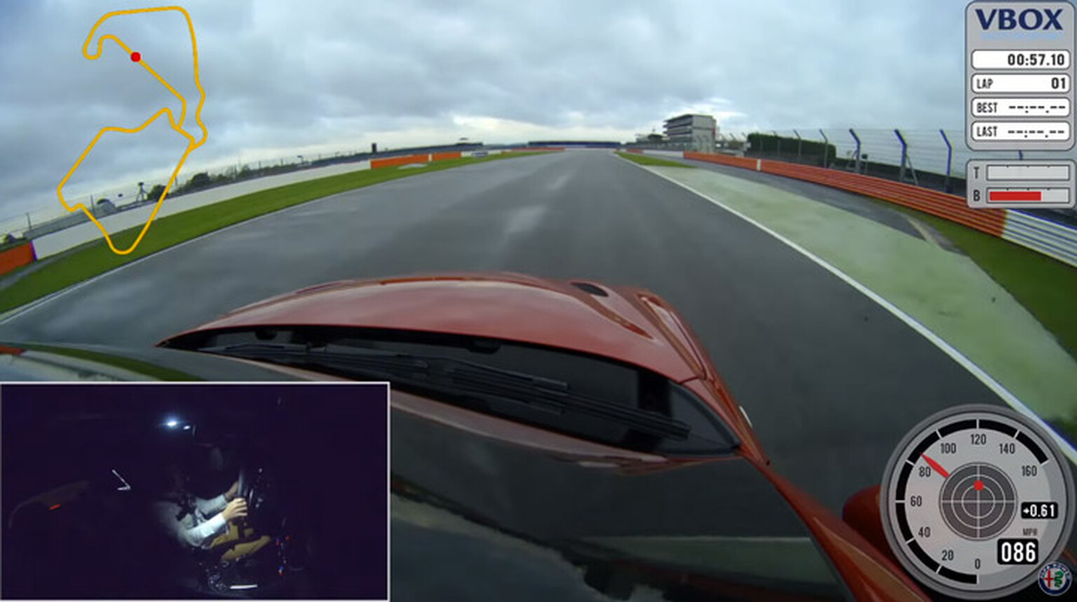Alfa Romeo Giulia sets 'blindfolded' Silverstone lap record