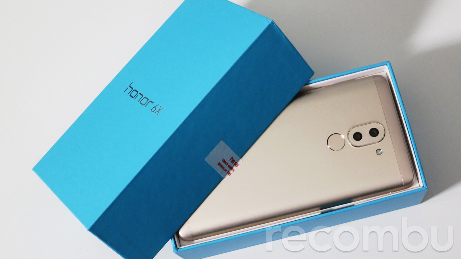 Honor 6X Unboxing and Hands-on Review
