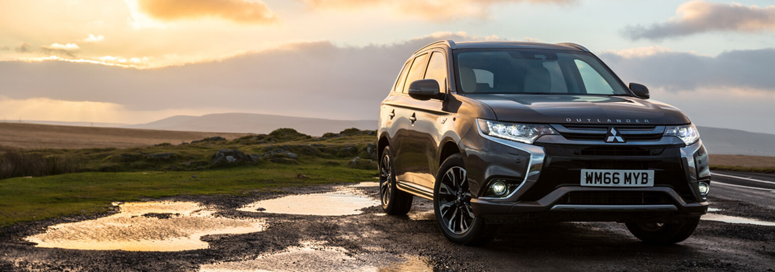 2017 Mitsubishi Outlander PHEV review: First drive