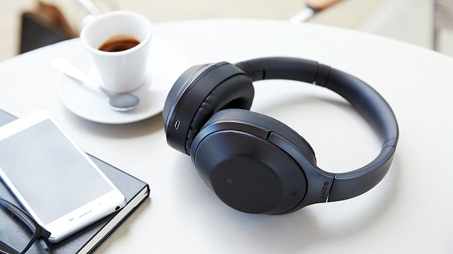 Best noise cancelling headphones for killing background noise