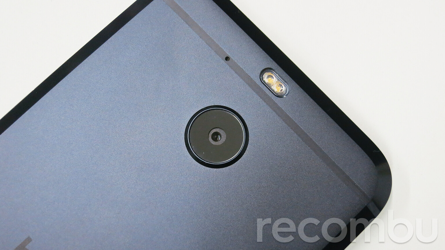 HTC 10 Evo Camera Review: Photo and video samples and tests