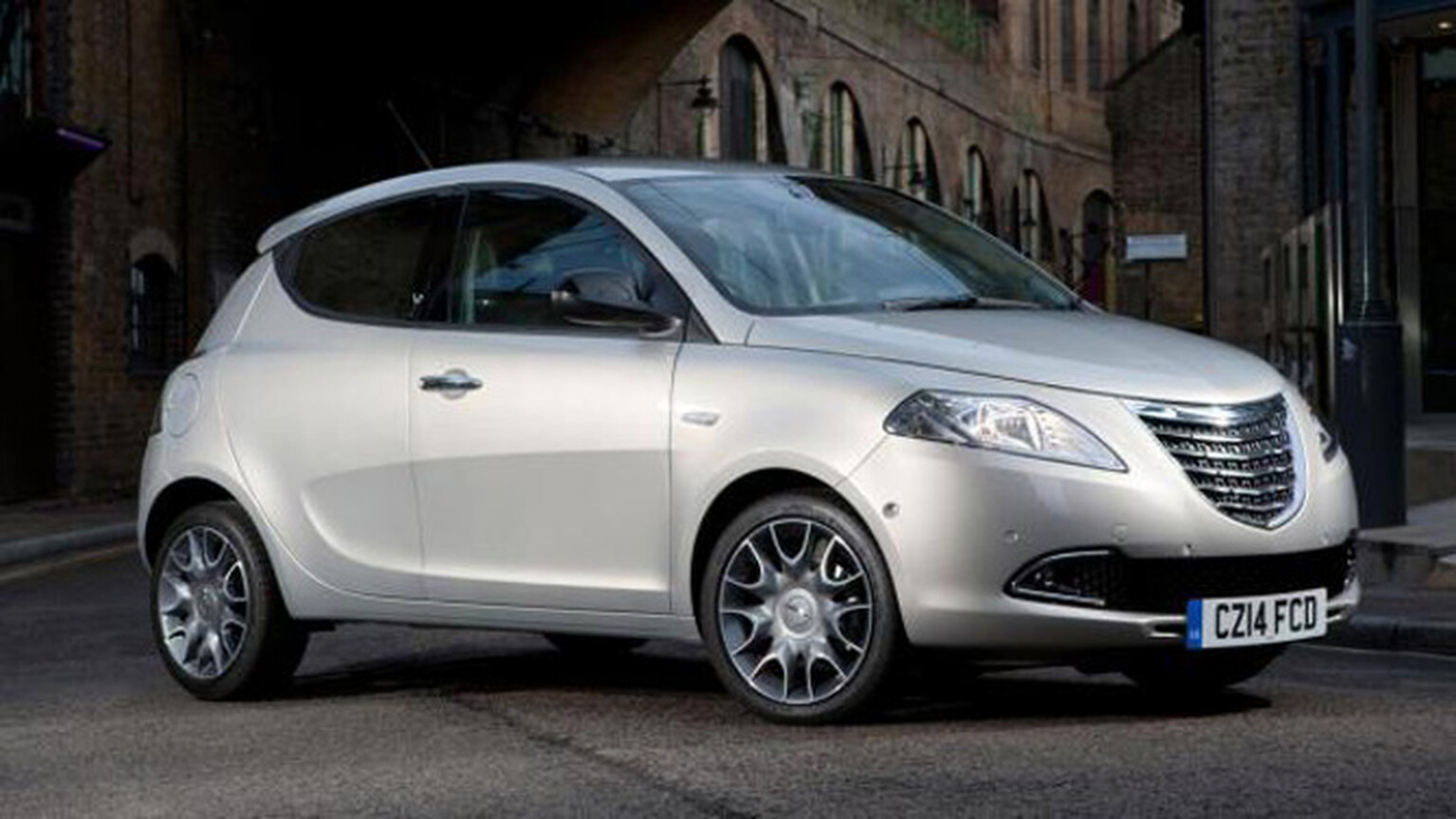 Chrysler Ypsilon given a makeover