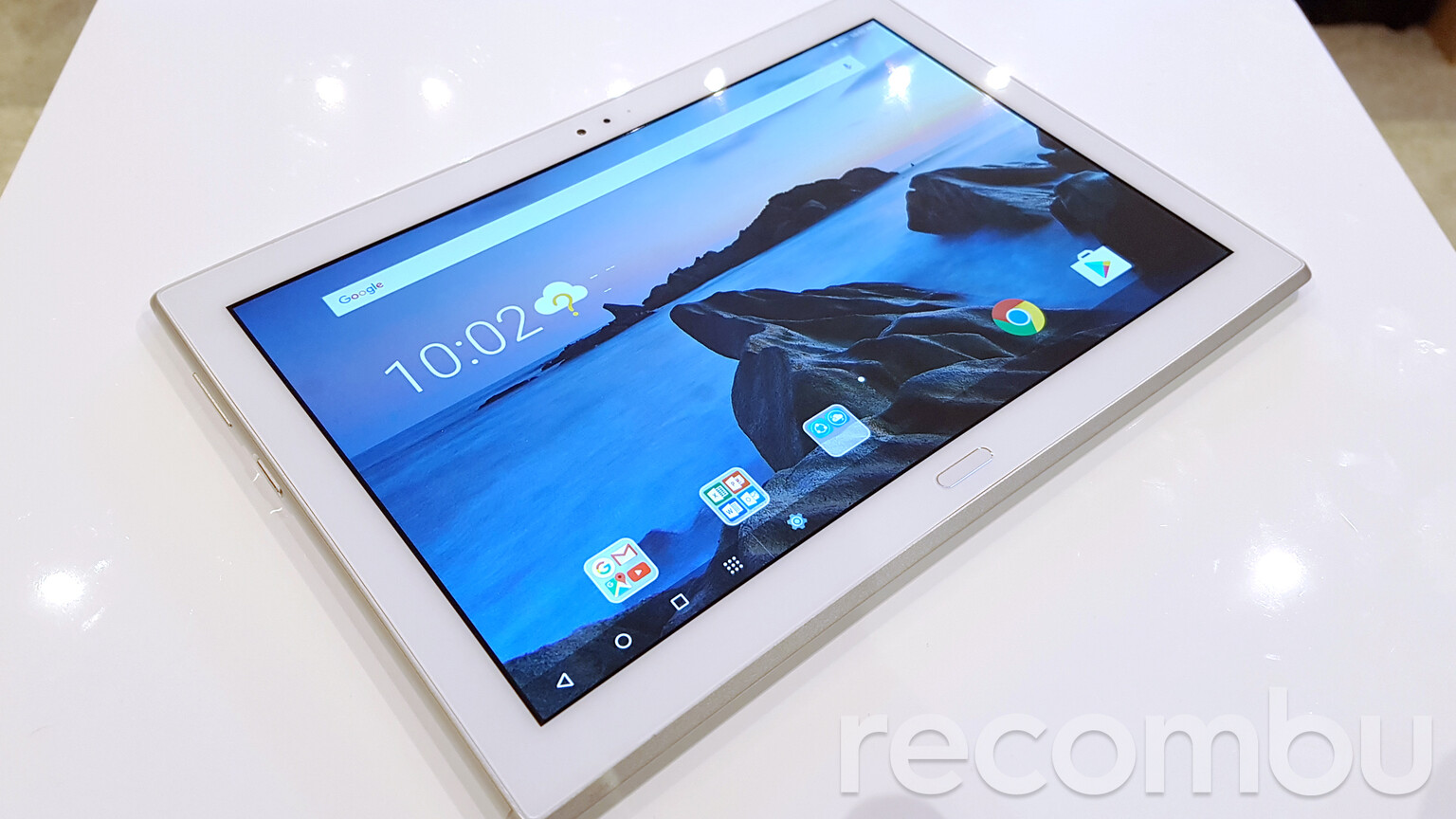 Lenovo Tab 4 hands-on review