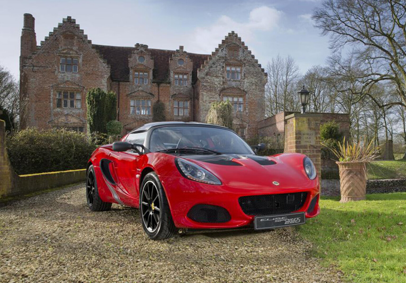 Lotus Elise Sprint is one hellishly lightweight sports car