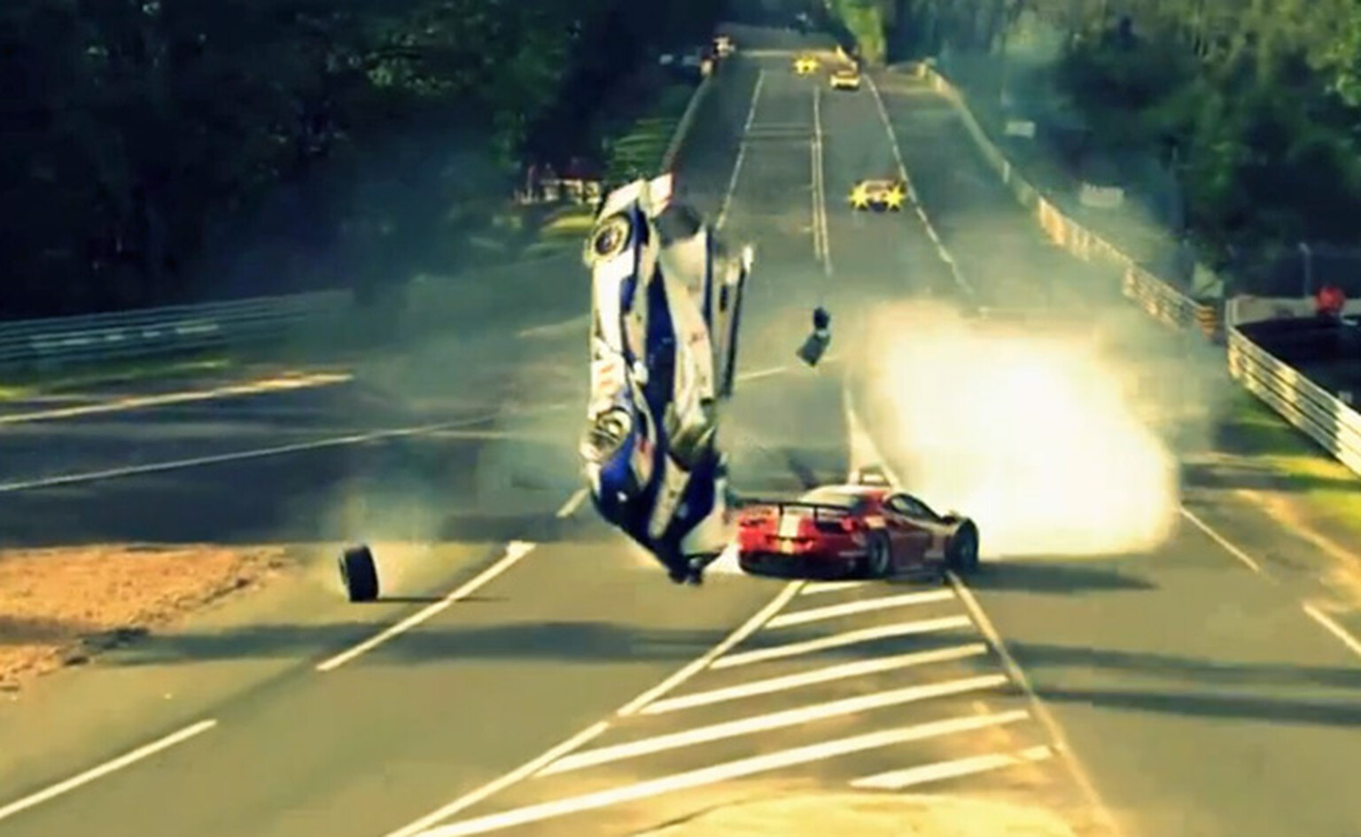 Anthony Davidson crash results in broken back at Le Mans