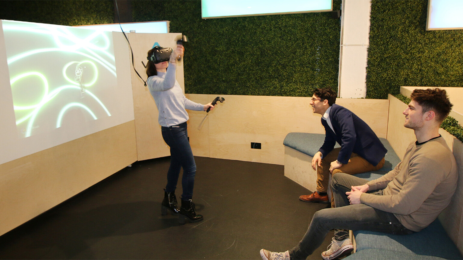 Where can I try HTC Vive VR in London?