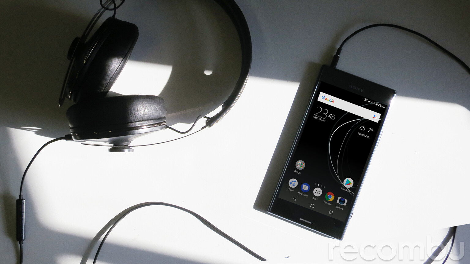 Sony Xperia XZ Premium Review: In Depth
