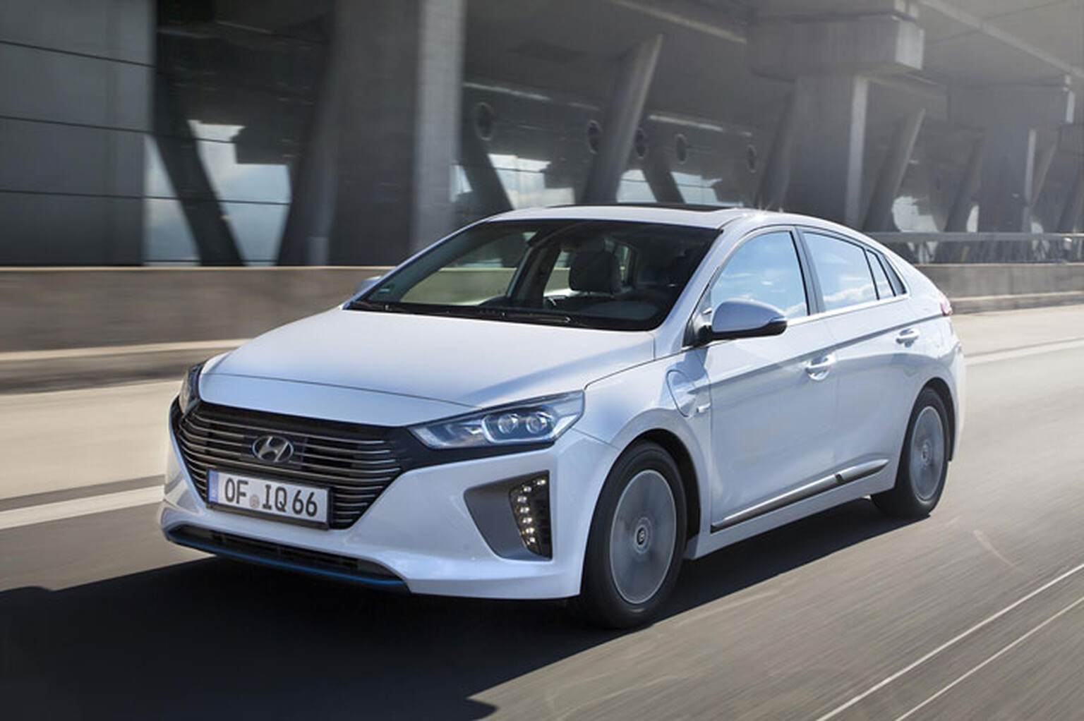 Hyundai Ioniq Plug-in UK price, specs and details announced