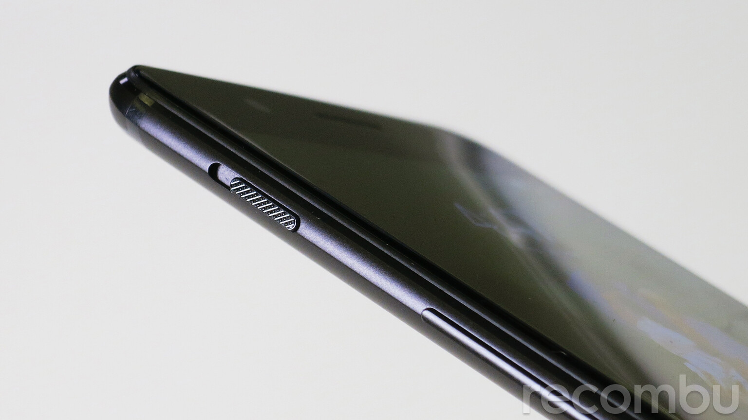 OnePlus 5 camera fixed: OxygenOS 4.5.8 update 4K video recording comparison