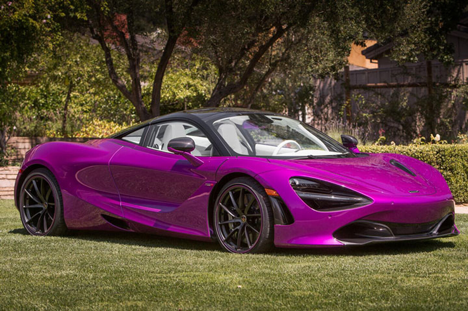 Bespoke fuschia pink McLaren 720S: Yay or nay?