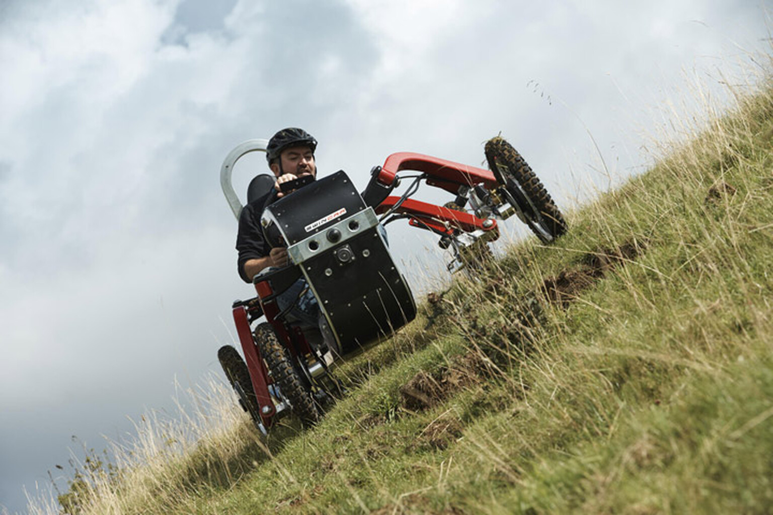 Swincar E-Spider is a fully-electric off-roader like no other