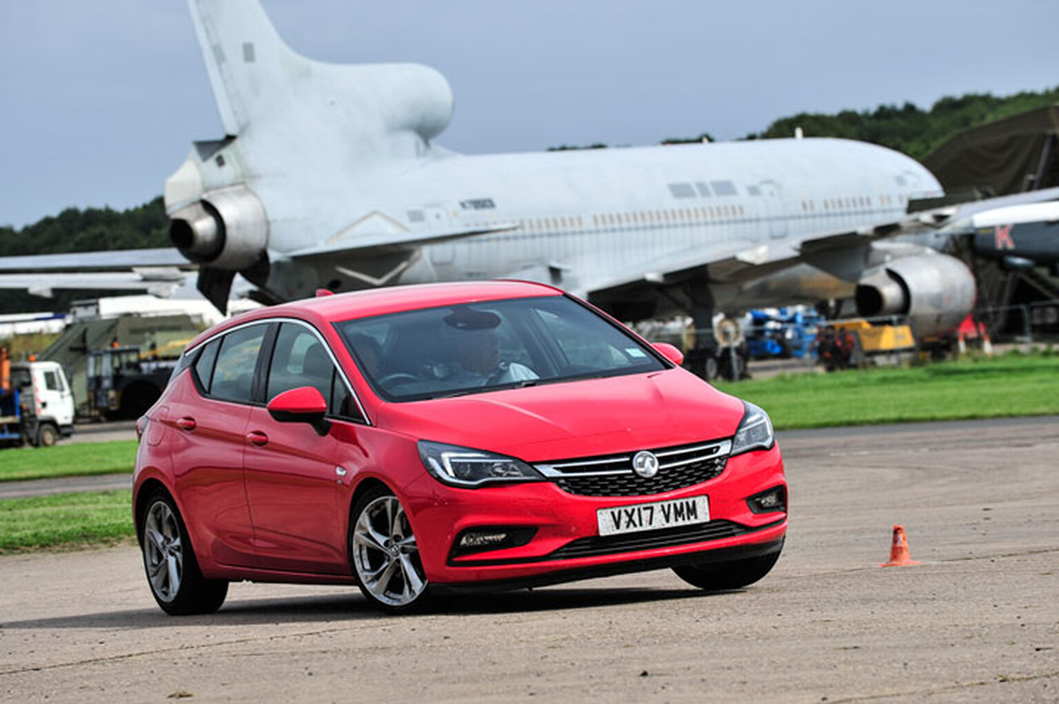 The day Rob Wilson taught me to drive like an F1 driver in a Vauxhall Astra