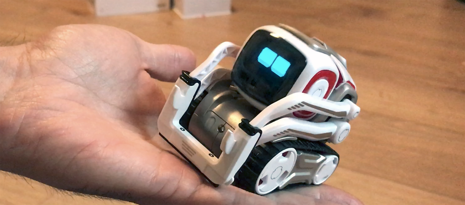 Anki Cozmo Review (UK): The little robot with the massive personality