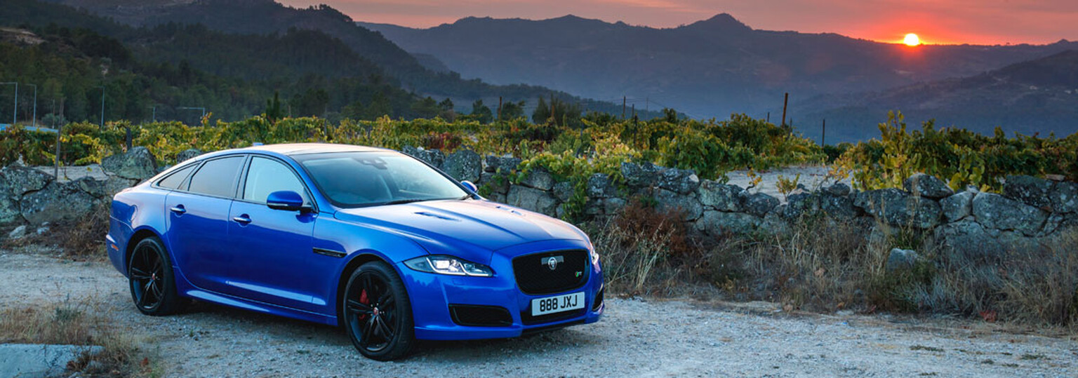 Jaguar XJR575 review: Kitty got flaws?