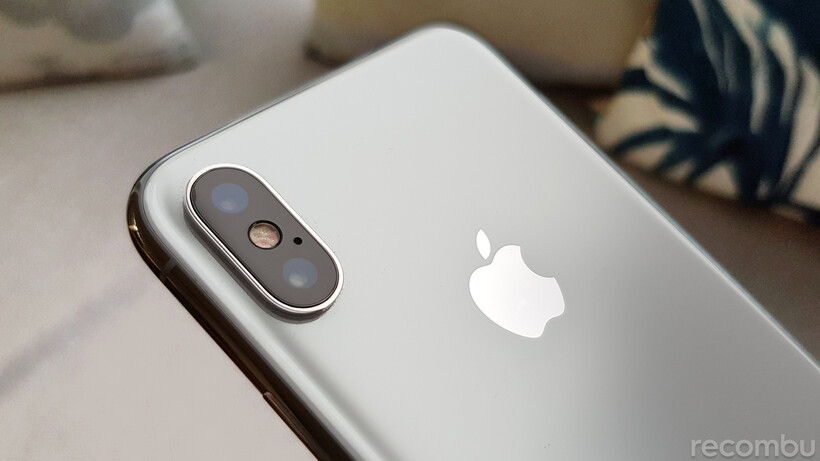 Apple iPhone X camera review: Camera closeup 2