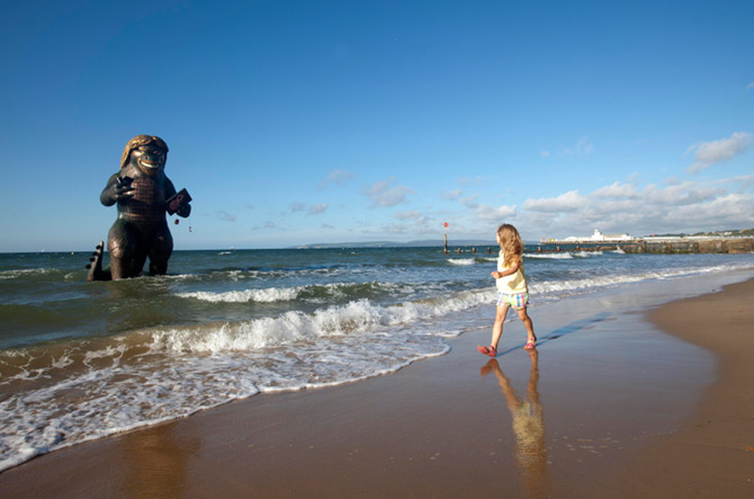 Virgin Media marks quad-play bundle launch with giant sea creature