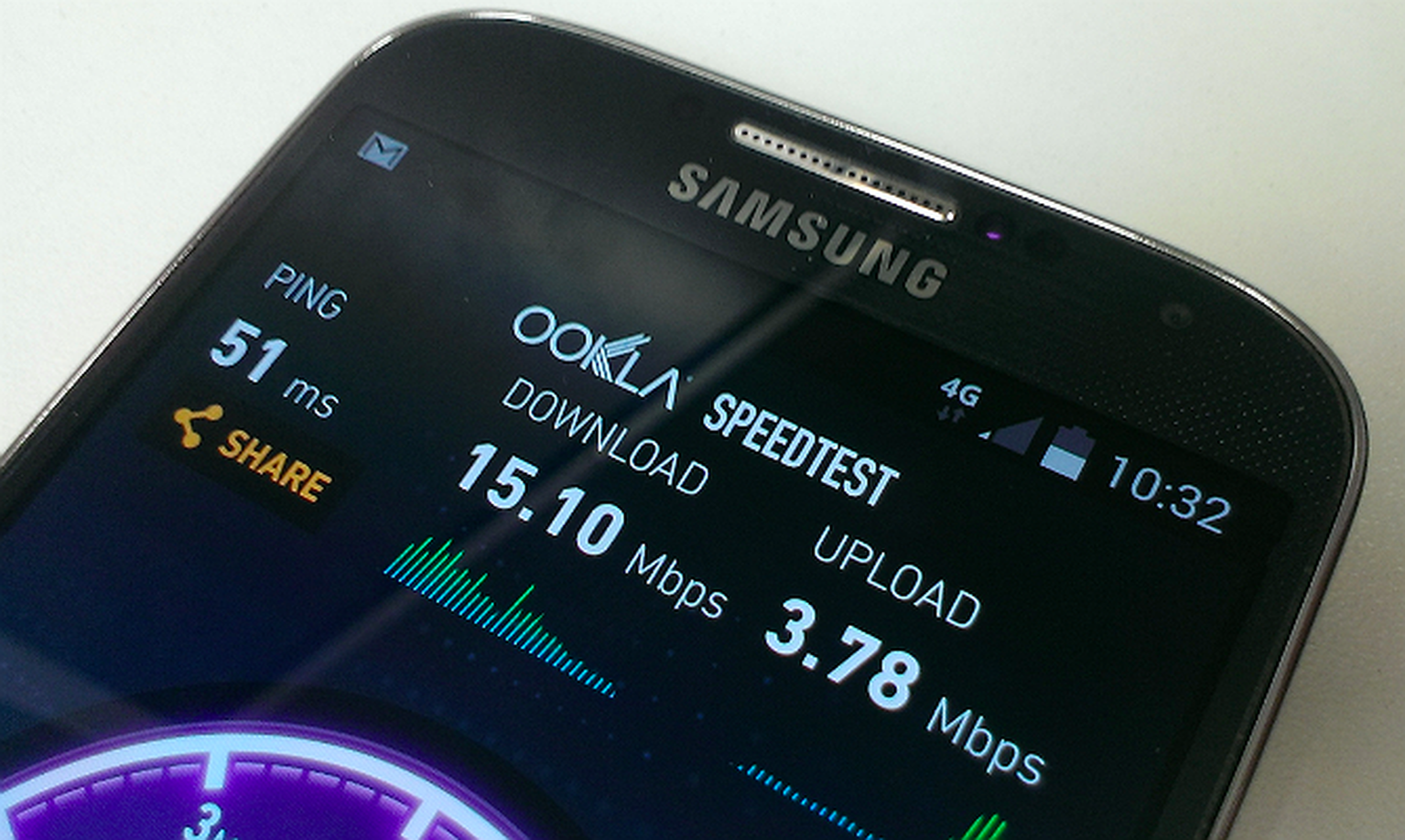 Surf's Up: EE's 4G superfast mobile broadband available in 200 UK towns and cities