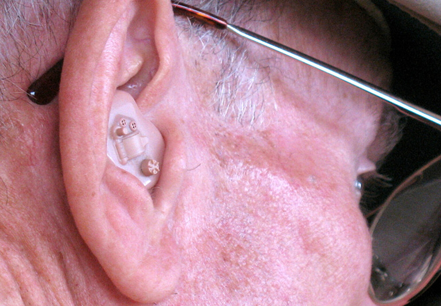 Virgin’s signing video relay service gives deaf customers a helping hand