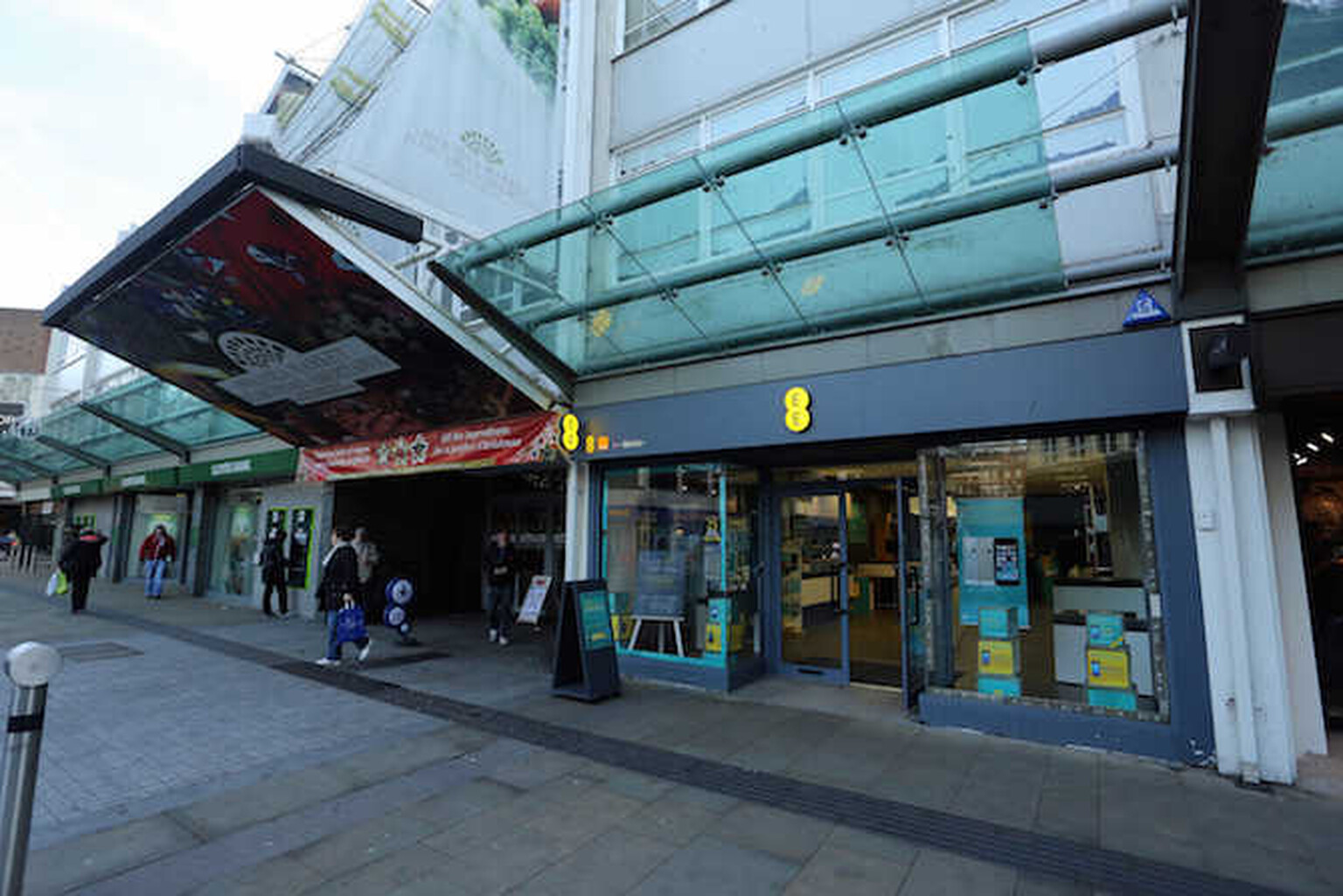 EE 4G switches on in 12 new towns and boosts Scots and Welsh coverage