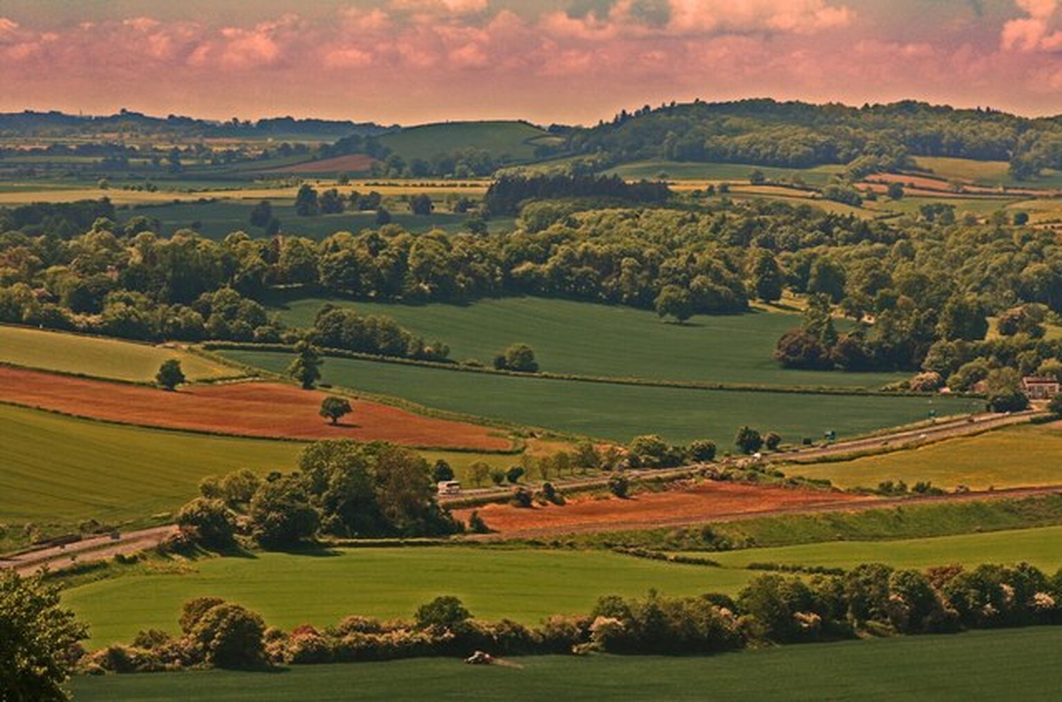4K Skype session lets Somerset MP see the benefit of 700Mbps fibre broadband