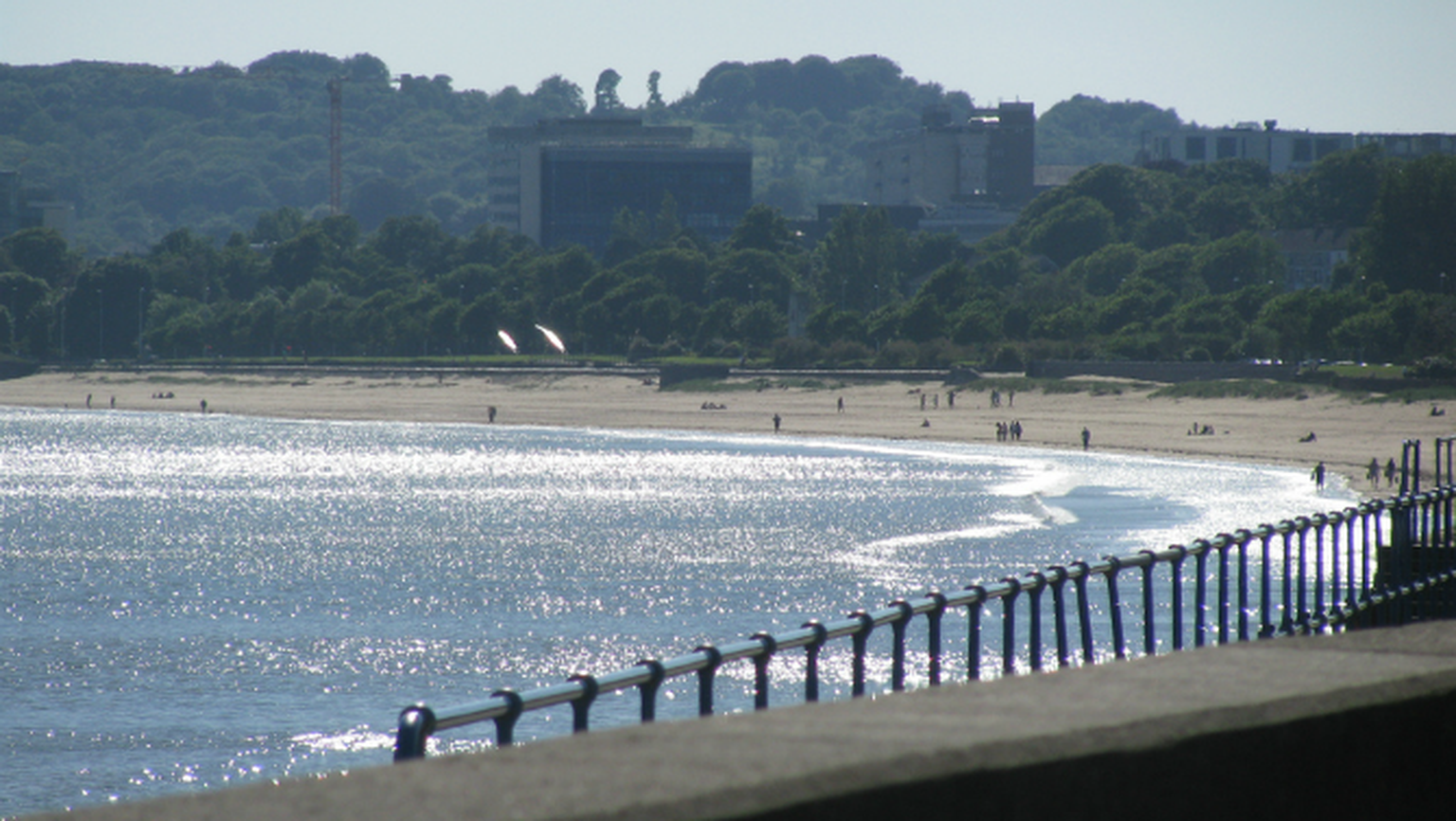 Bay TV nabs Swansea and Mold Local TV licences from Ofcom