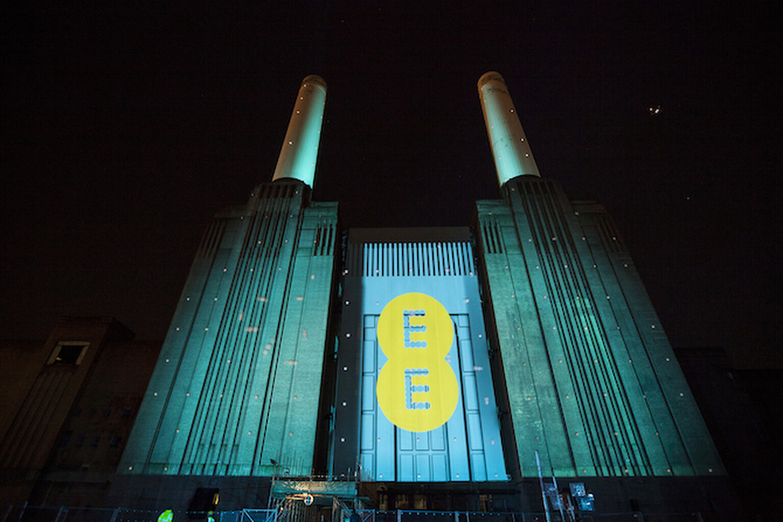 EE warns rural 4G rollout could stop if fees rise