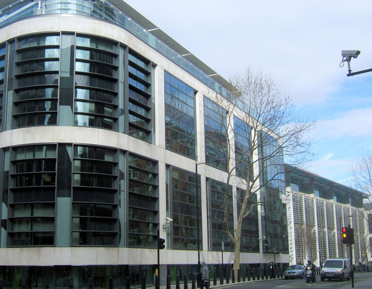 UK government confirms plans to block extremist websites