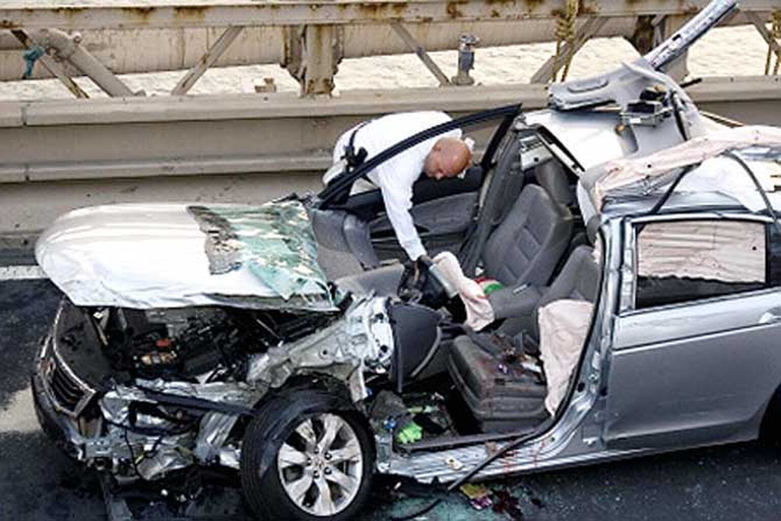 New car designs make emergency rescue more difficult
