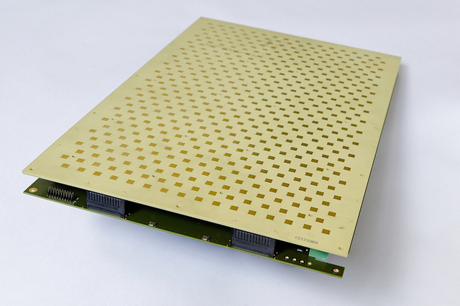 Satellite broadband can do without a dish, says Phasor Solutions