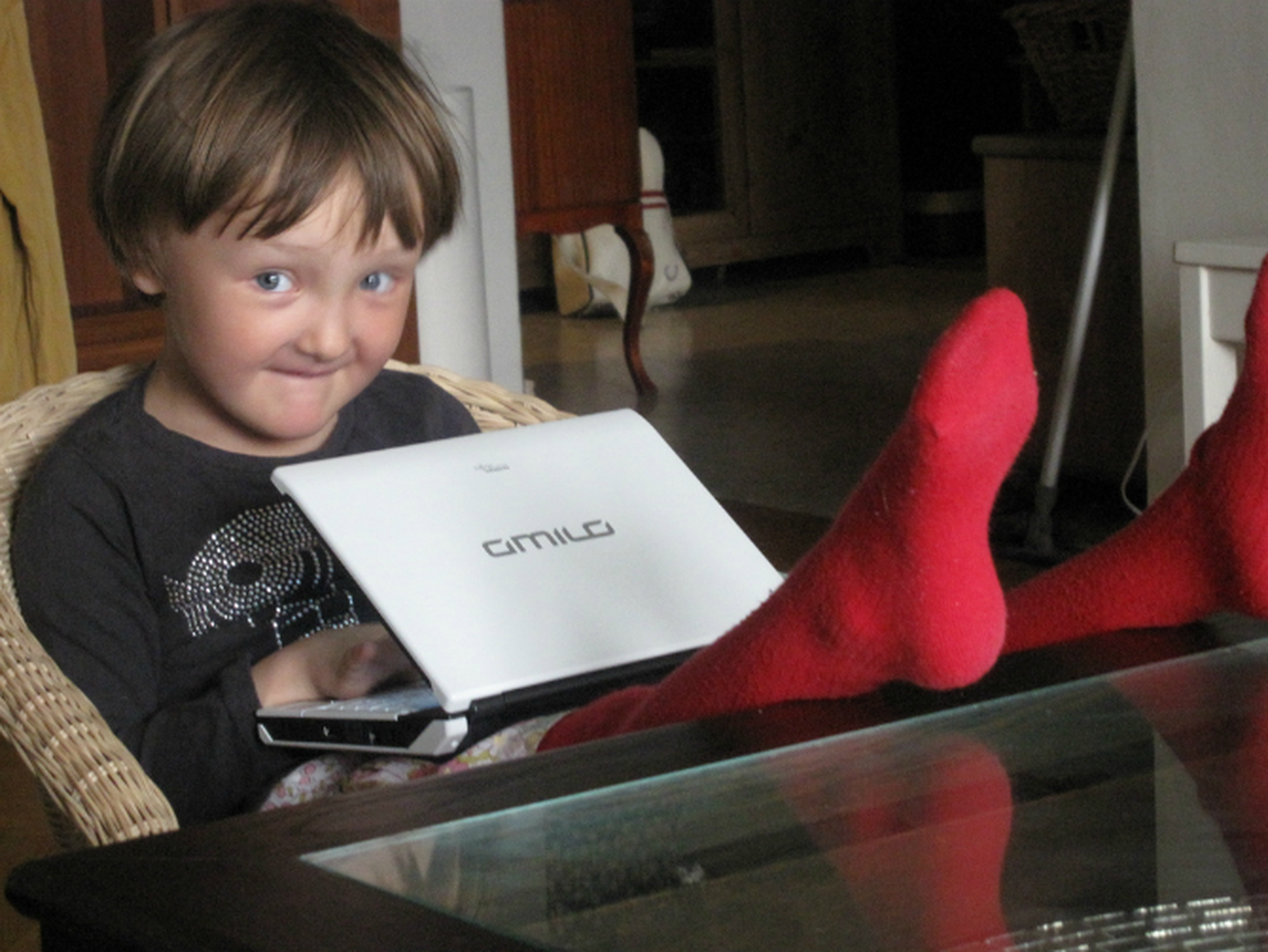 Parents setting up Facebook profiles for kids under 13 contribute to online bullying