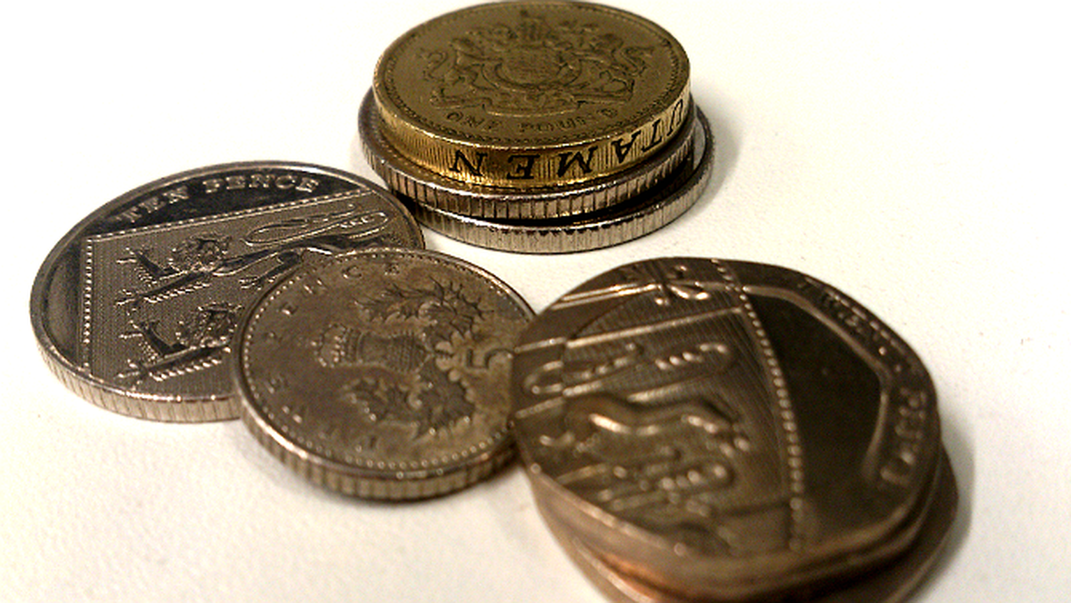 Direct Save Telecom sees 3,000 customers switch to its £1.95 Aldi-esque broadband