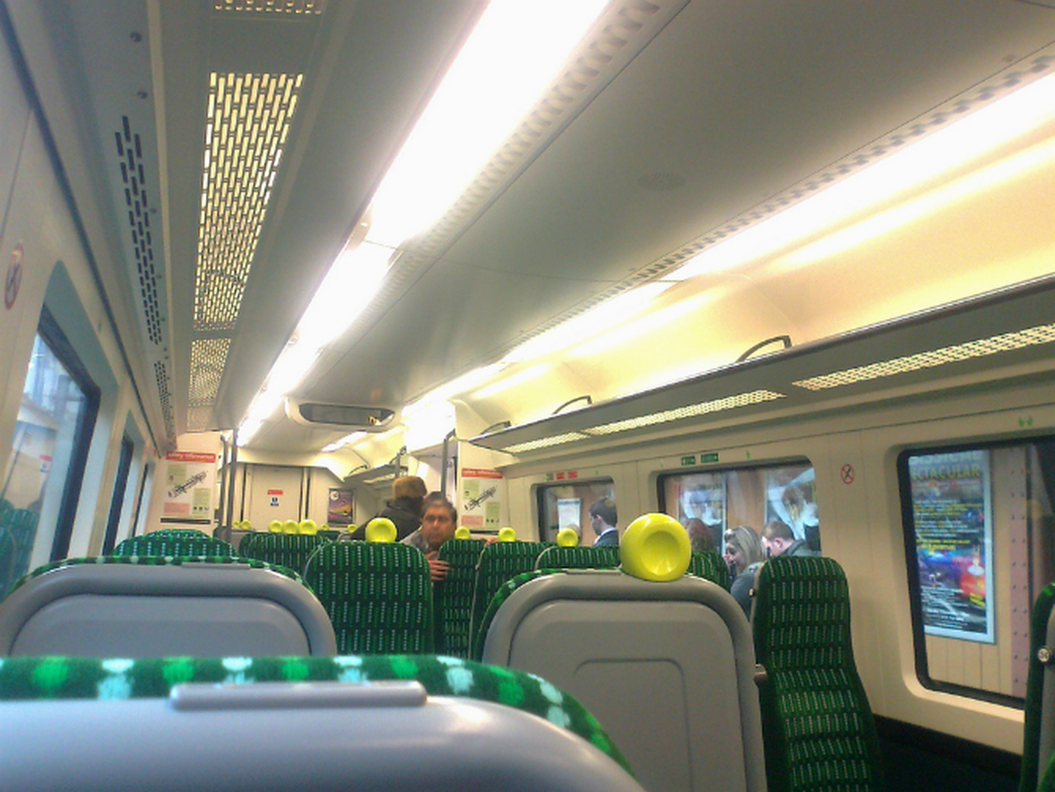 Transport Secretary signals end for mobile not spots on trains