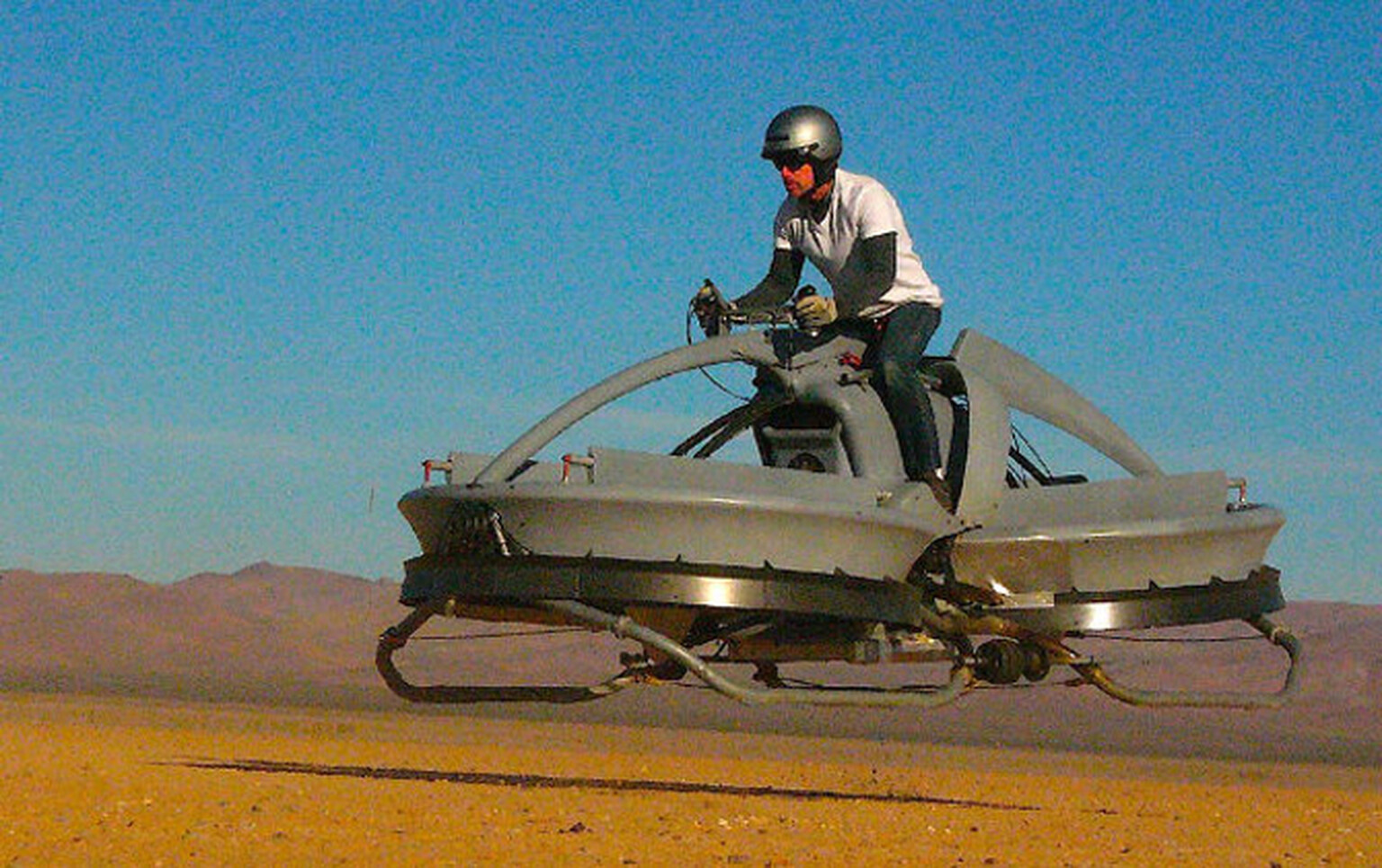 Aerofex hover bike could make traffic jams a thing of the past