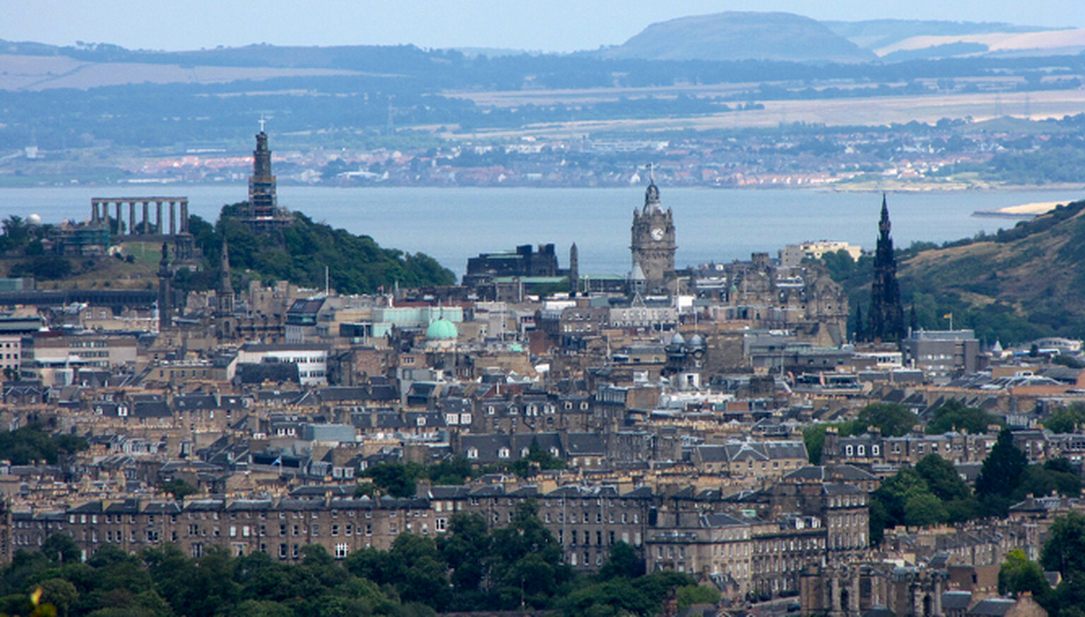 Sky broadband network slops up Terabits of data to customers
