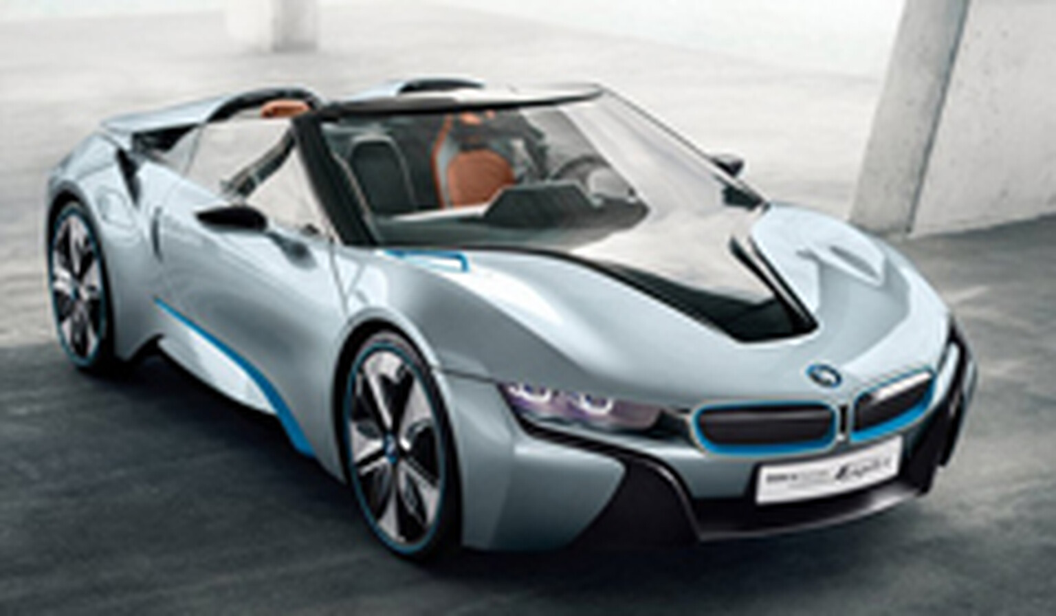 BMW i8 Concept Spyder loses a roof, keeps eco credentials
