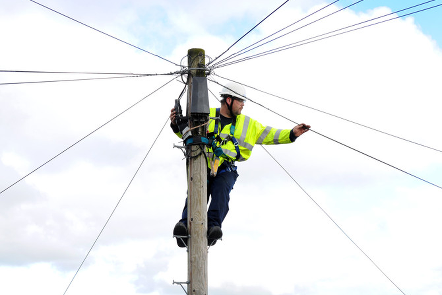 BT and B4RN lock superfast rural fibre broadband horns in Lancashire