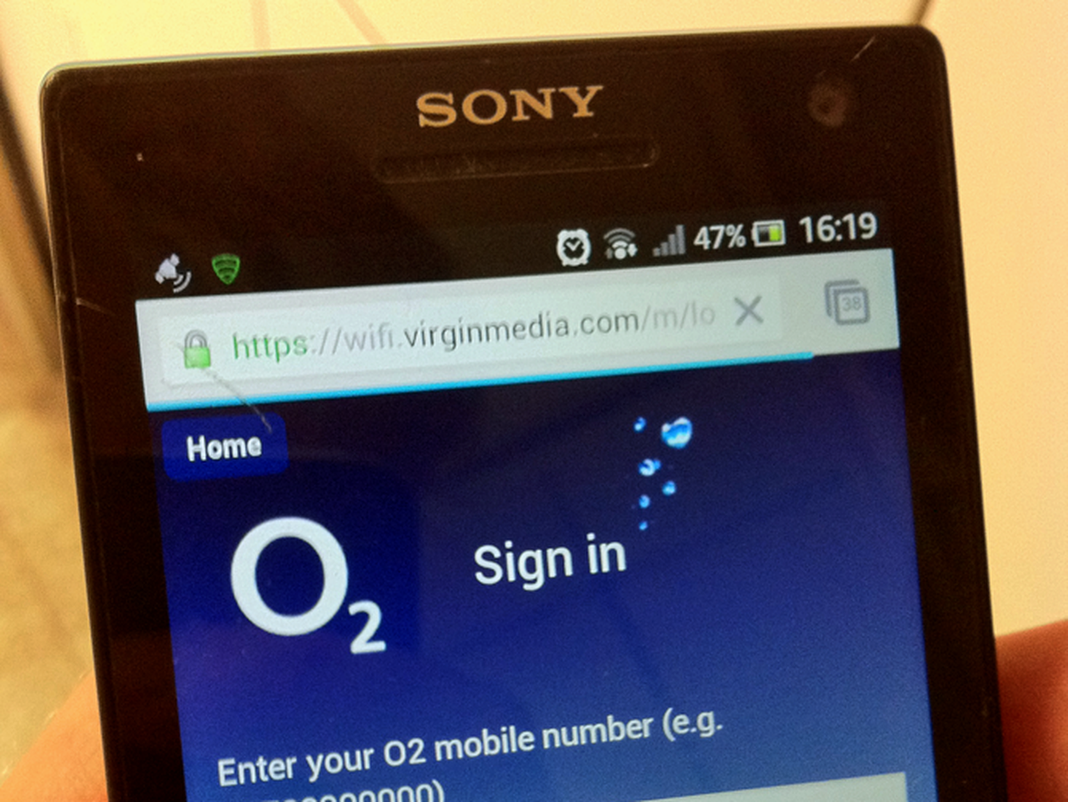 O2 WiFi hops on Virgin Media London Underground network 11 days early